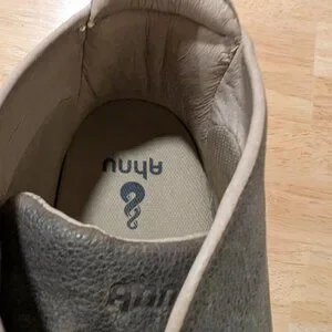 Ahnu | Shoes | Ahnu Pebbled Leather Chukka Vibram Evoflex  display picture 2